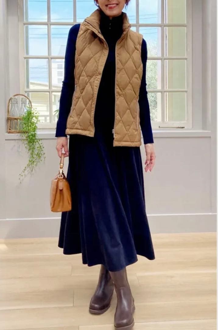 新品！ディノス 温熱ダウンベスト スピードウォーム（バッテリー付き）M-L