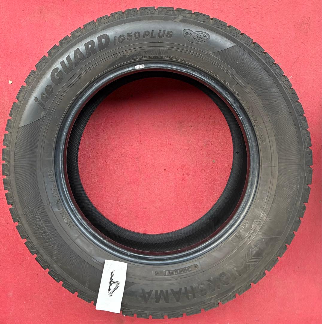 バリ山横浜スタッドレスタイヤ。4本のみ販売です。215/65R16 IG50