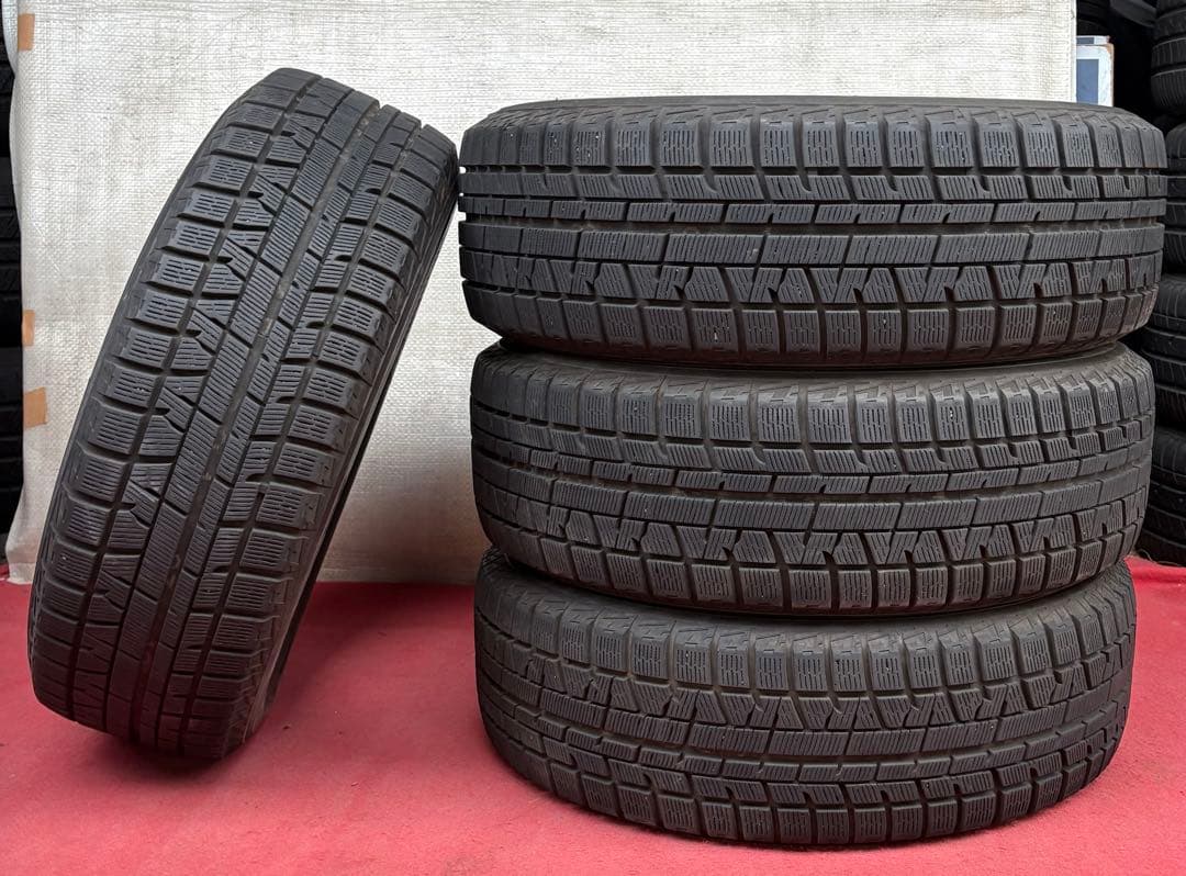 バリ山横浜スタッドレスタイヤ。4本のみ販売です。215/65R16 IG50