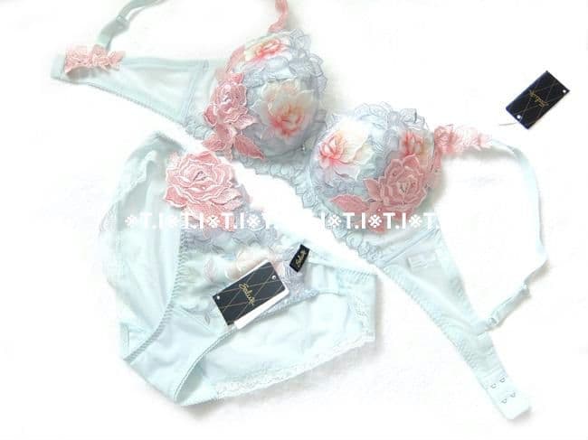 サルート/マレフィセント　E75＆ノーマルショーツL　GB　97G　店舗限定