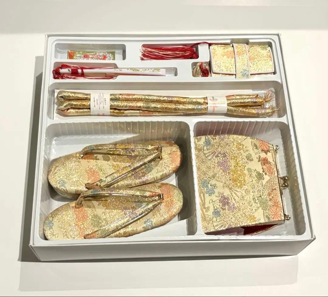 七五三 7歳女の子用　はこせこセット 和小物　草履