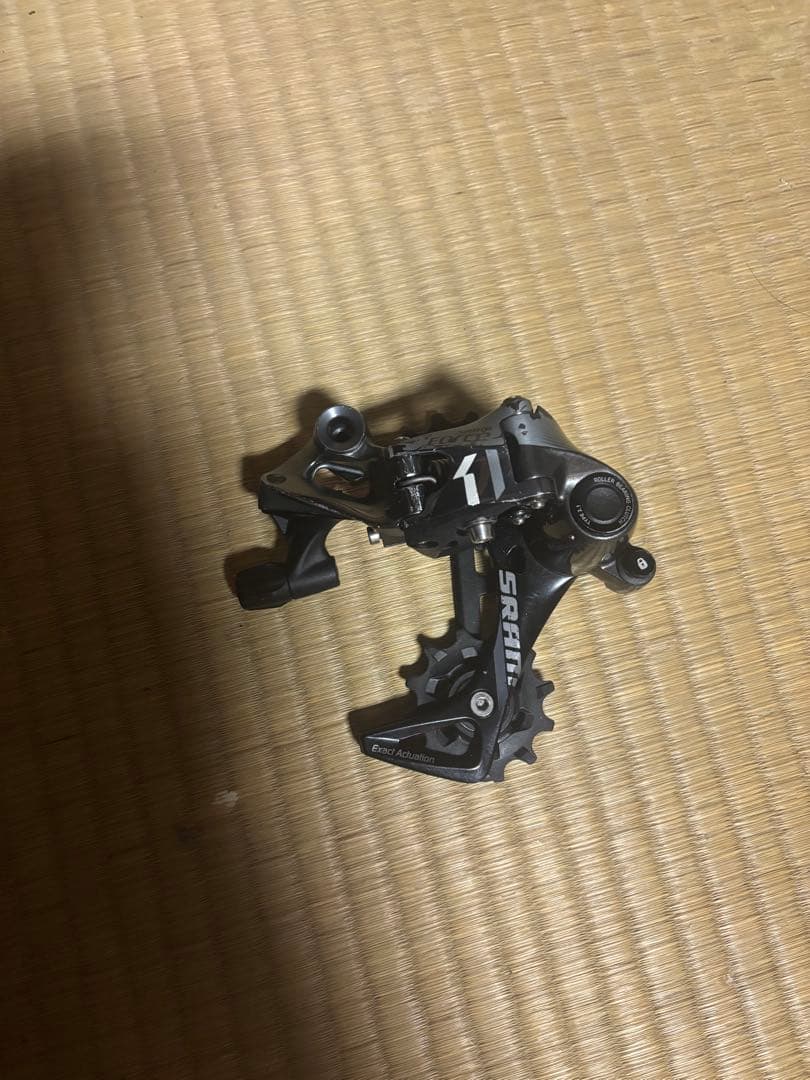 SRAM リアディレイラー フォース　1×11