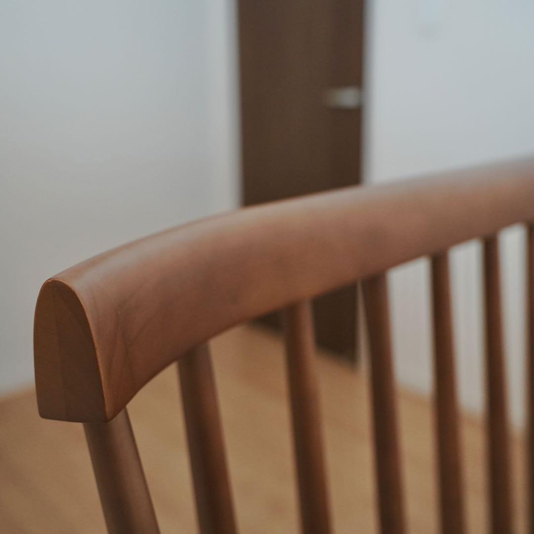 【極美品】高級感ある木製ダブルベッドフレーム モダン　送料込み