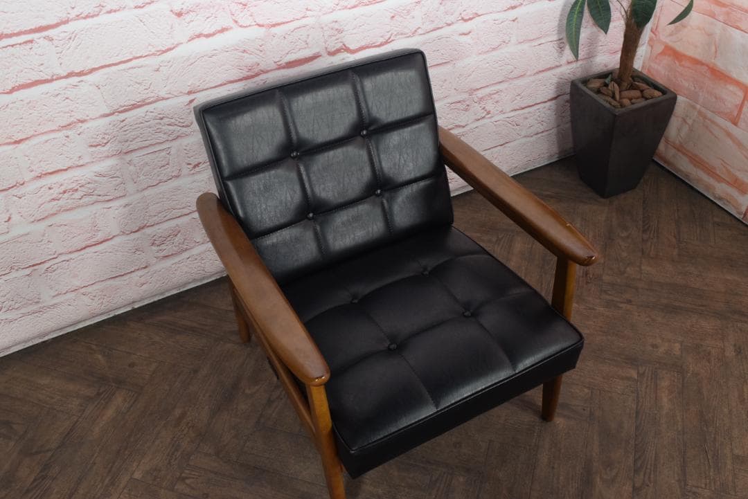 展示品　カリモク60 Kチェア スタンダードブラック　 W36170BW　19A