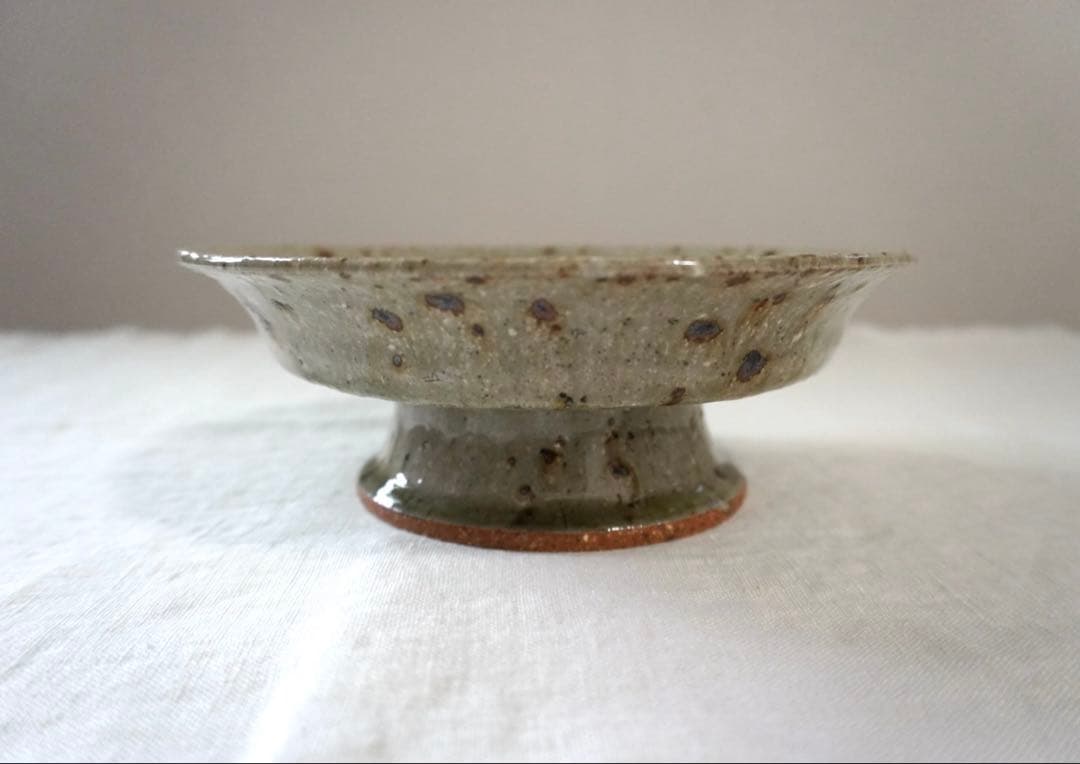 宮城陶器_ 宮城正幸 脚付き 青磁釉　お皿