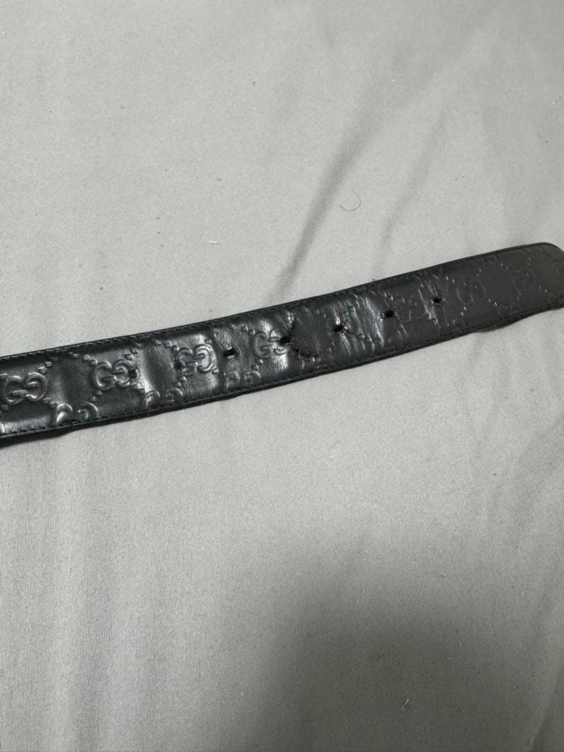 GUCCI ダブルGバックル 黒レザーベルト　成人式に是非！！