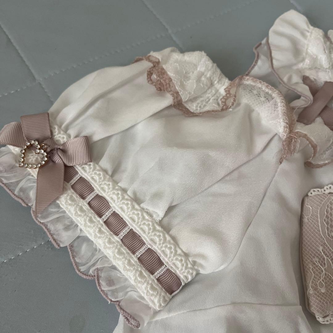 リズリサ　オープンショルダーフリルブラウス　LIZLISA ピンクホワイト