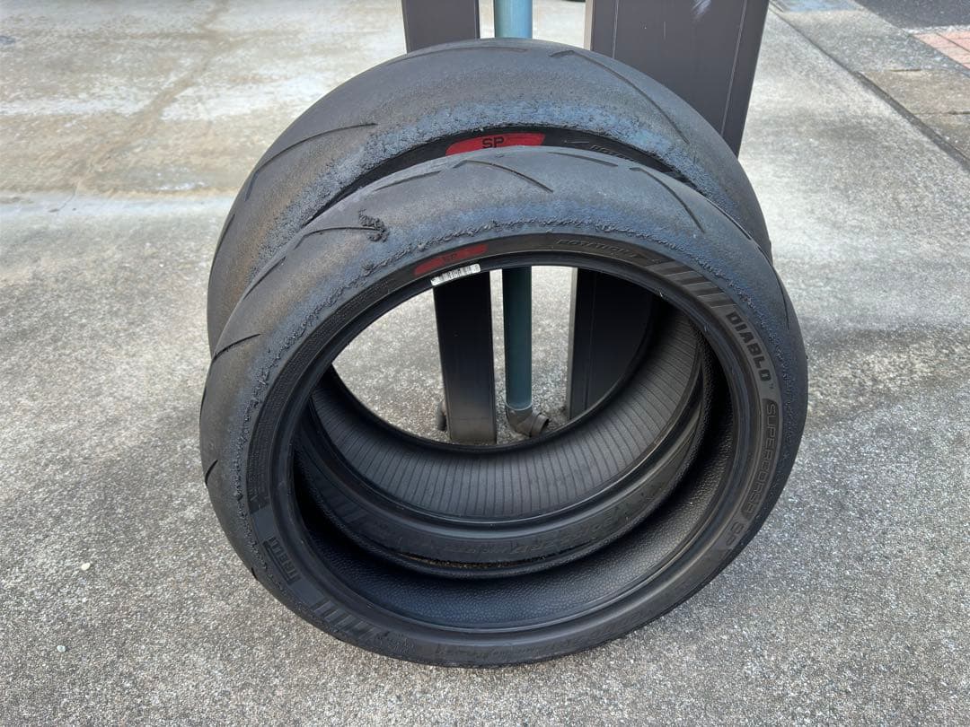 スーパーコルサSP V4 120/70ZR17 190/55ZR17前後