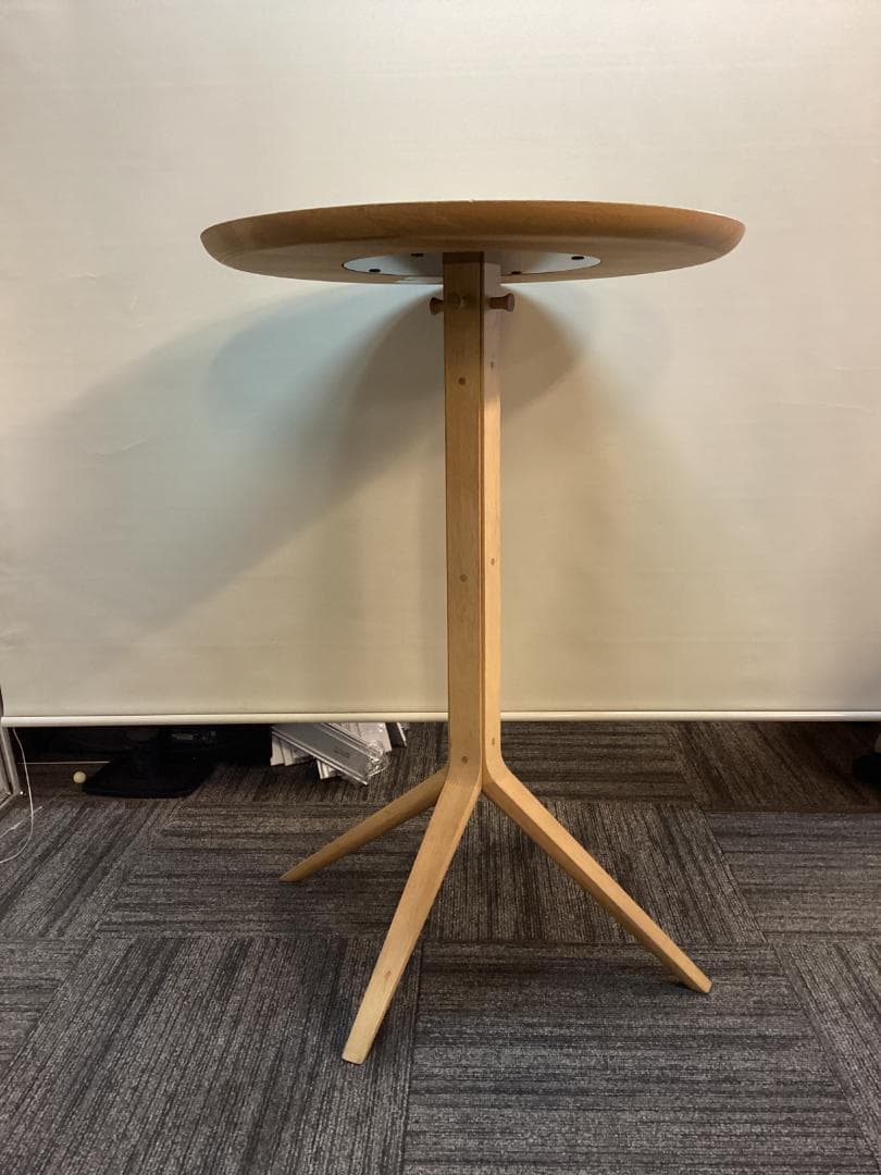 定価約１２万　カリモク　ハイテーブル　スカウト　ビストロ　バーテーブル　カフェ