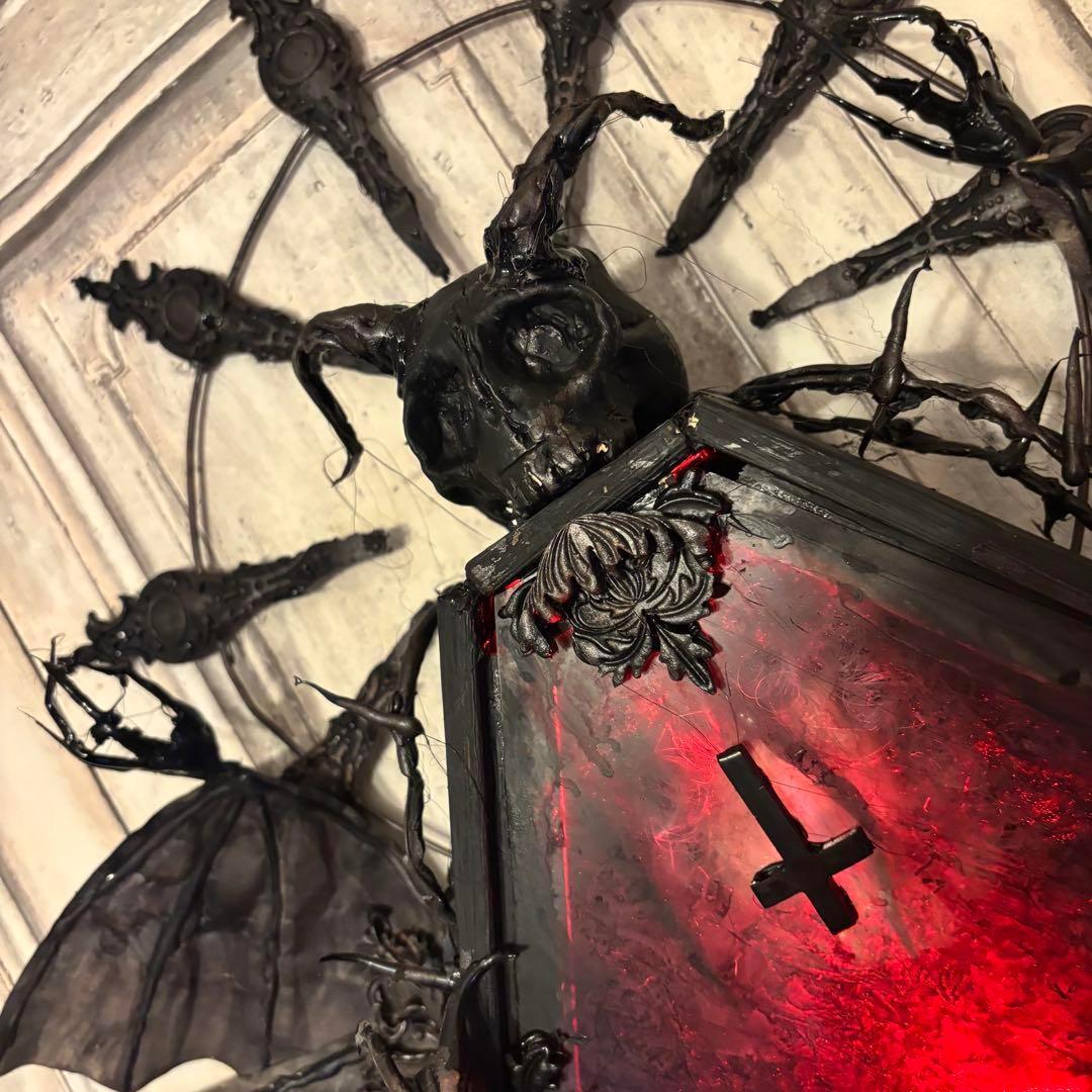 【Special Price】 血誓いの棺(少女)オブジェ