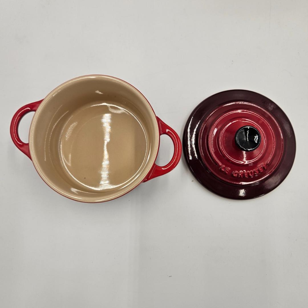 ル・クルーゼ ココット・ロンド 24cm チェリーレッド ホーロー鍋