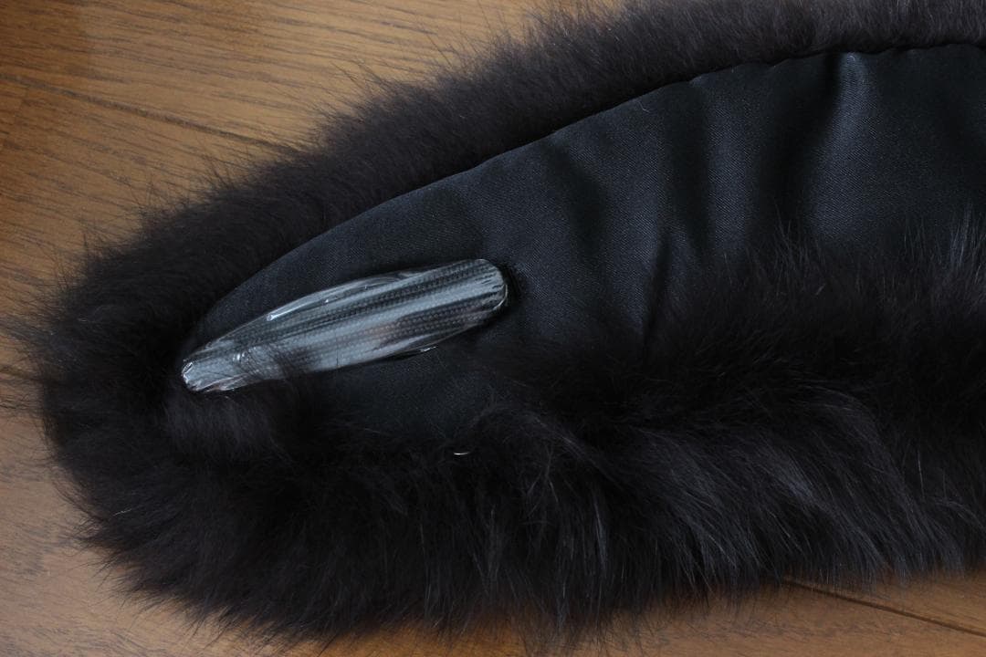 箱付き【新品同様】サガ フォックス SAGA FOX ショール マフラー 黒