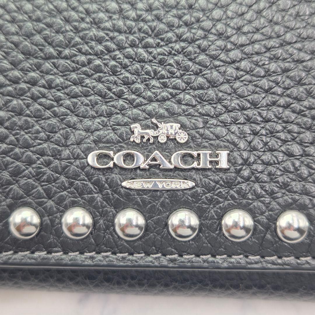 【COACH】コーチ　スタッズ　三つ折り 小さなウォレット　ペブルレザーブラック