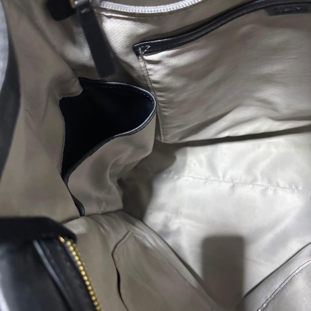 TUMI ニーナ ノースサウス トートバッグ レザー ブラック A4 ゴールド