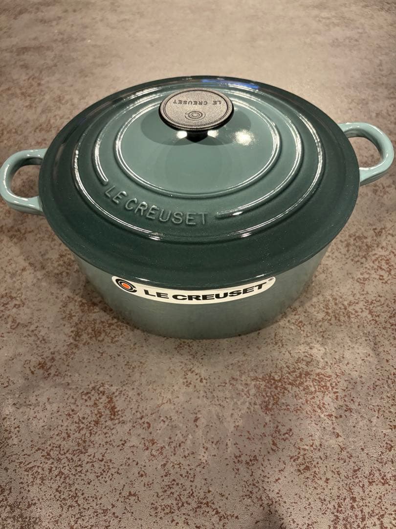 ル・クルーゼ(Le Creuset) オーシャン 限定色 ココットロンド24cm