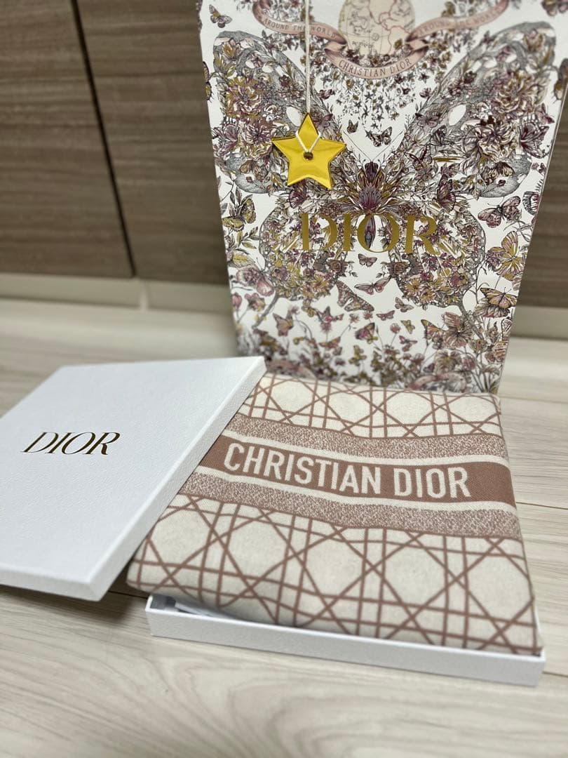 Dior マフラー
