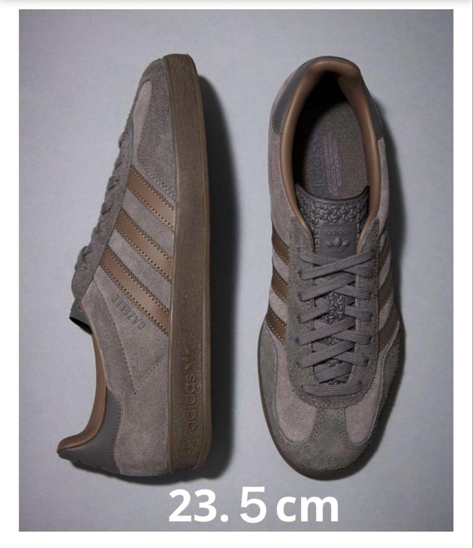 靴 GAZELLE INDOOR JS