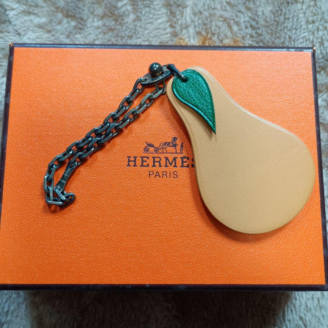 HERMES レザー チャーム 洋梨 ペア