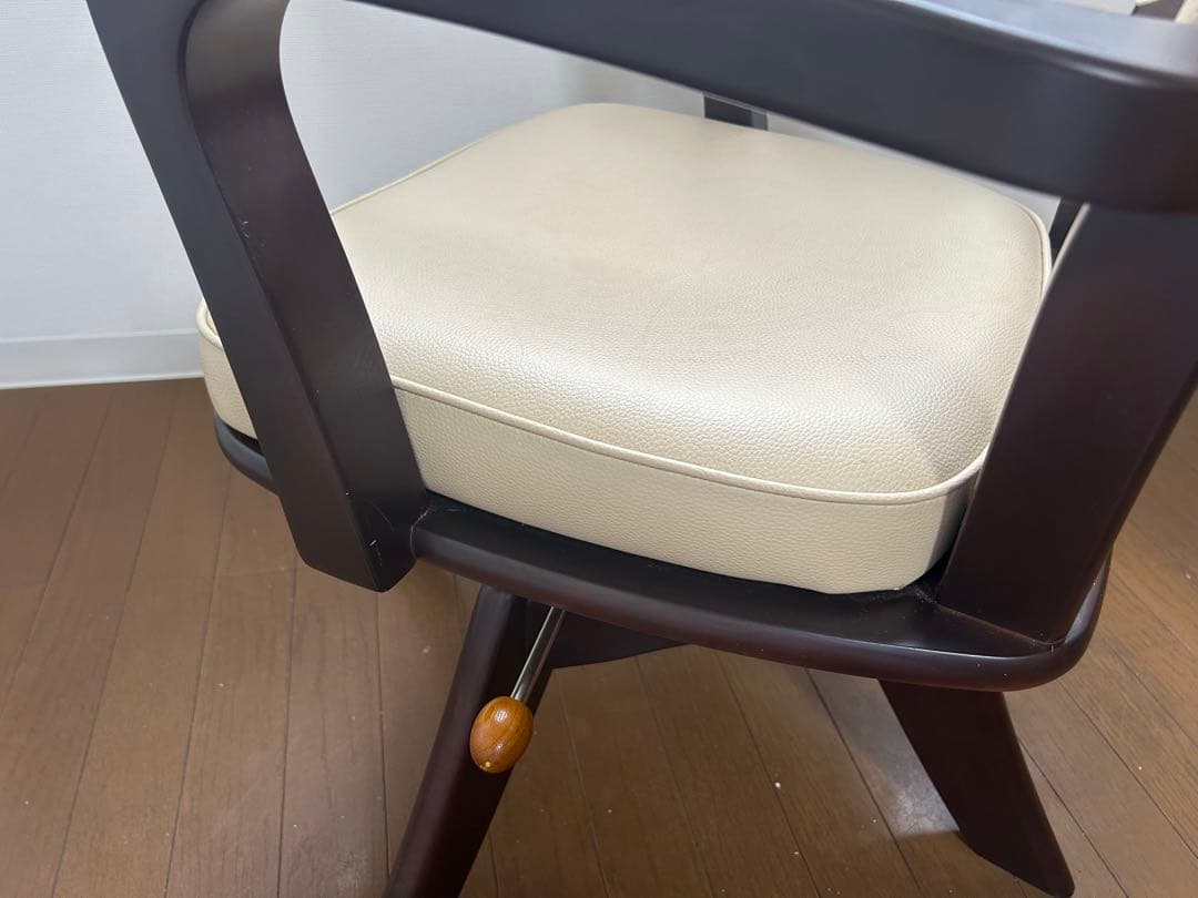 ピタットチェア20　ロングレバー付 介護用回転イス