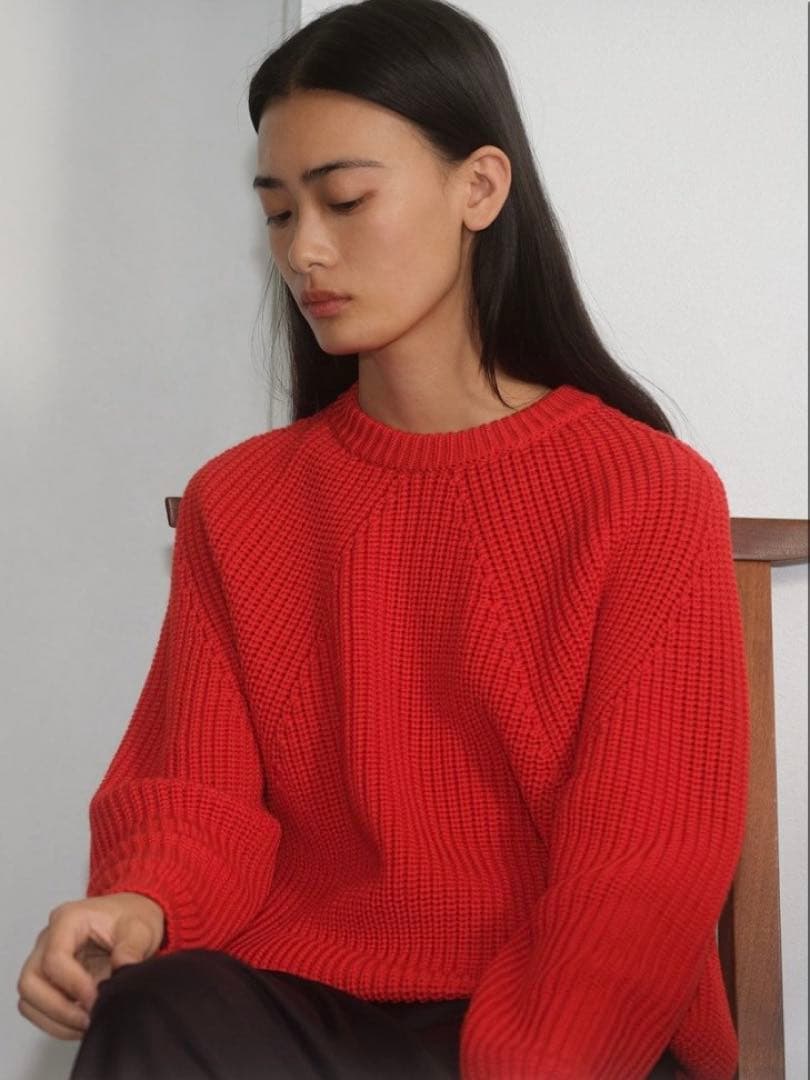 BATONERバトナー　シグネチャークルーネックニットVERMILLION