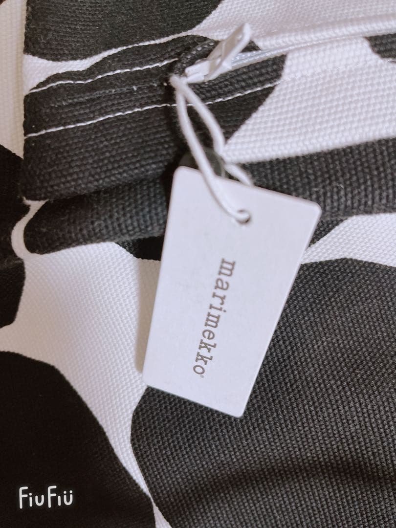 マリメッコ Pienet kivet クッションカバー ドット 水玉 新品