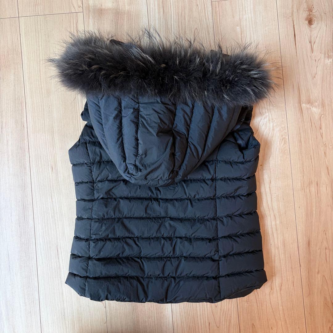 TATRAS タトラス　ダウンベスト　フードファー付き　黒