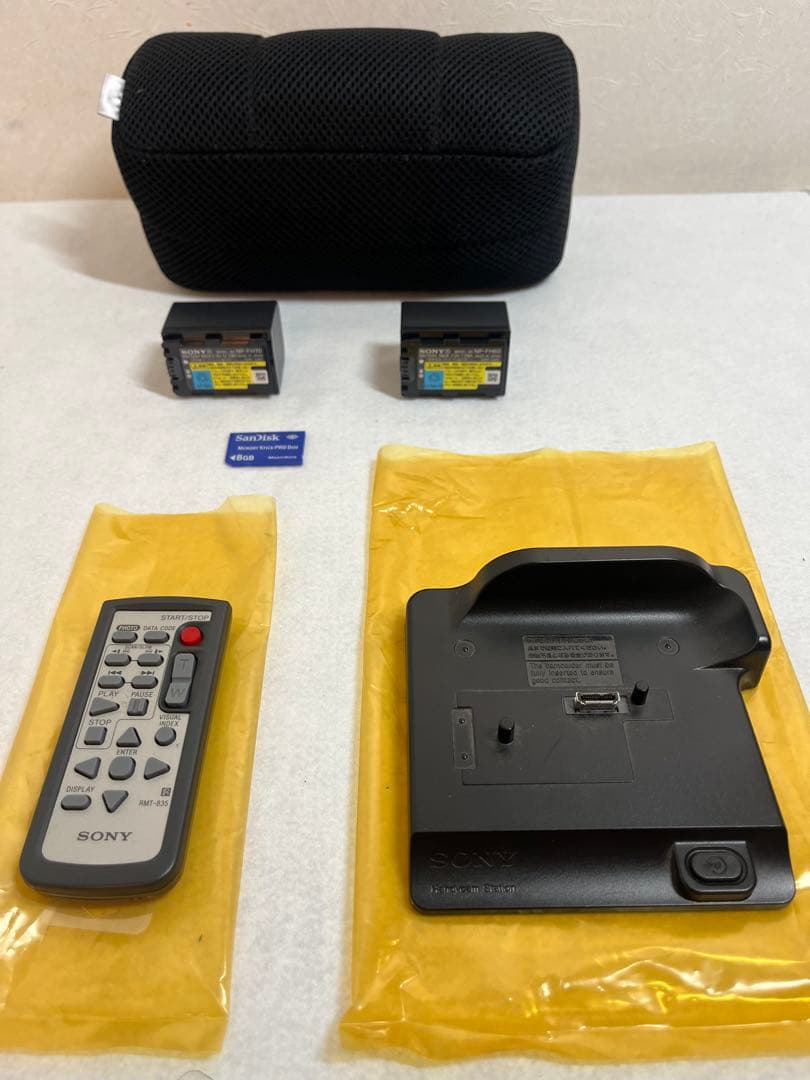 【極美品】ソニー SONY HDR-SR11 ビデオカメラ バッテリー2個付き