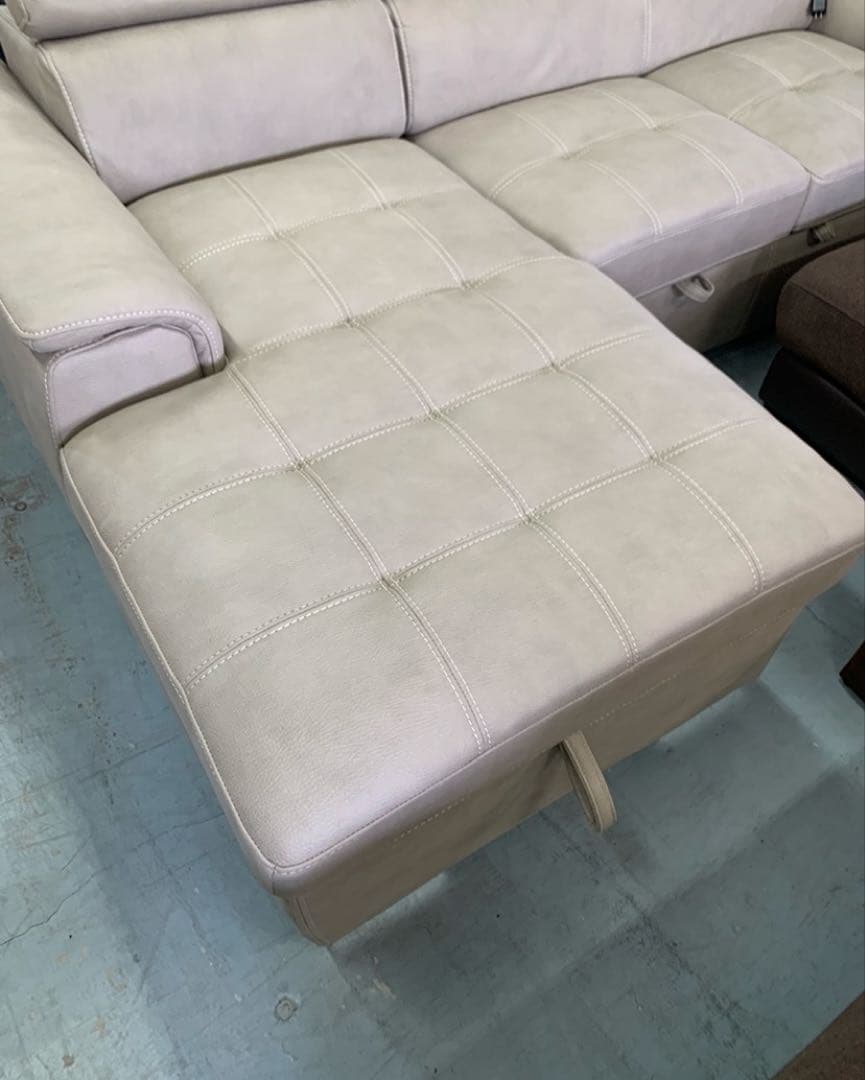 新品未使用　ソファ　ソファベッド　 収納箱　￼USBポート付き　(滋賀県内のみ)