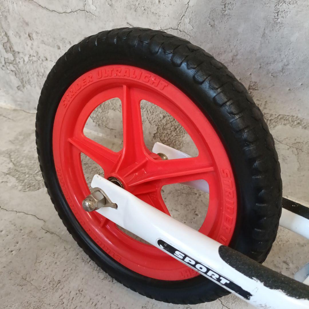 ストライダーstrider sportムラサキスポーツ限定モデル12インチ赤白