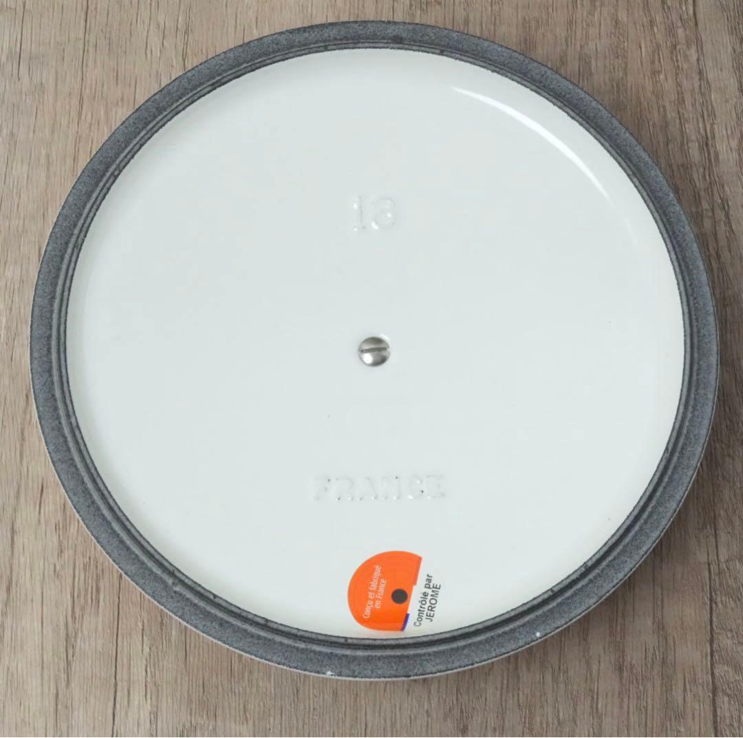 【新品】LE CREUSET　シグニチャーココット ロンド ホワイト　18cm