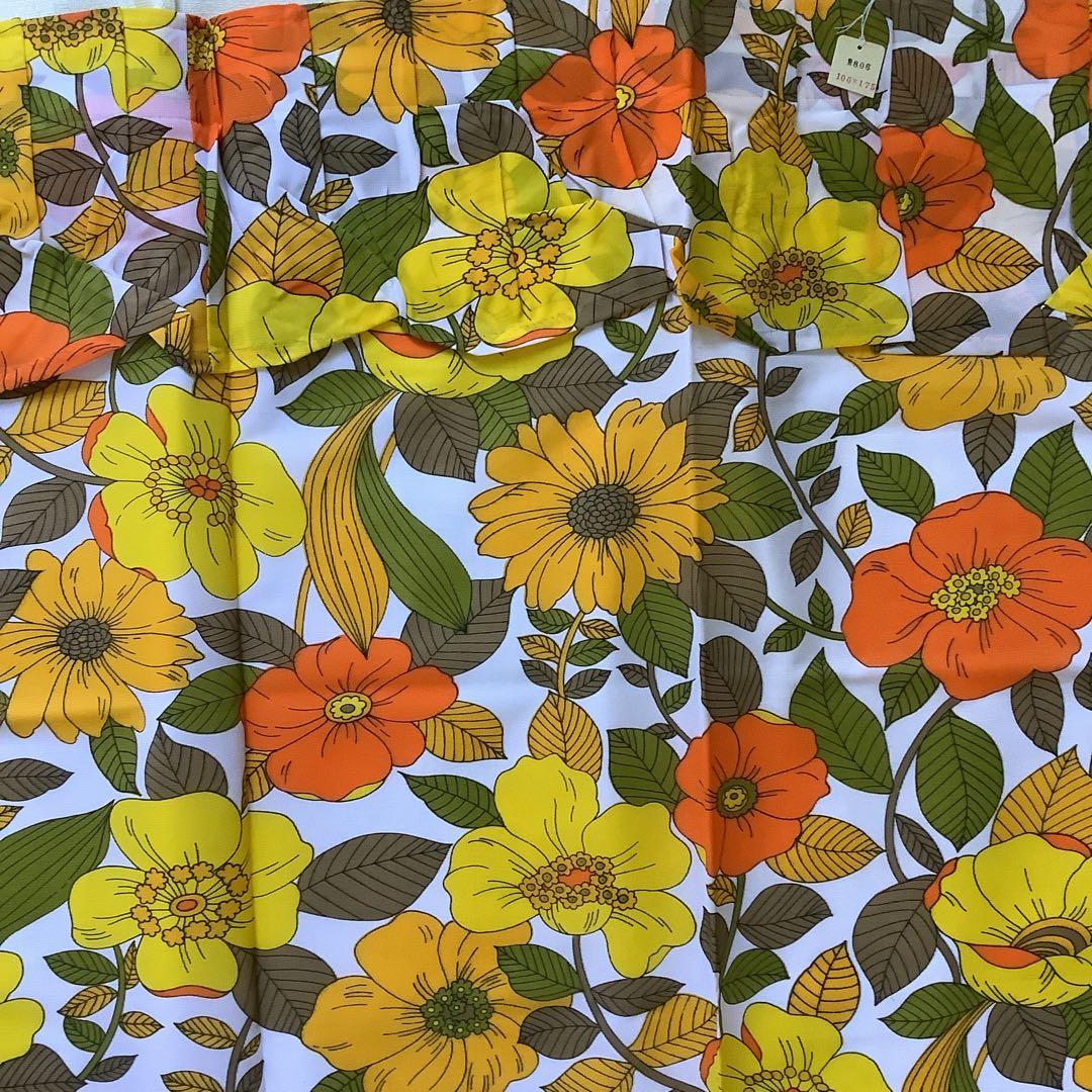 レトロ　カーテン