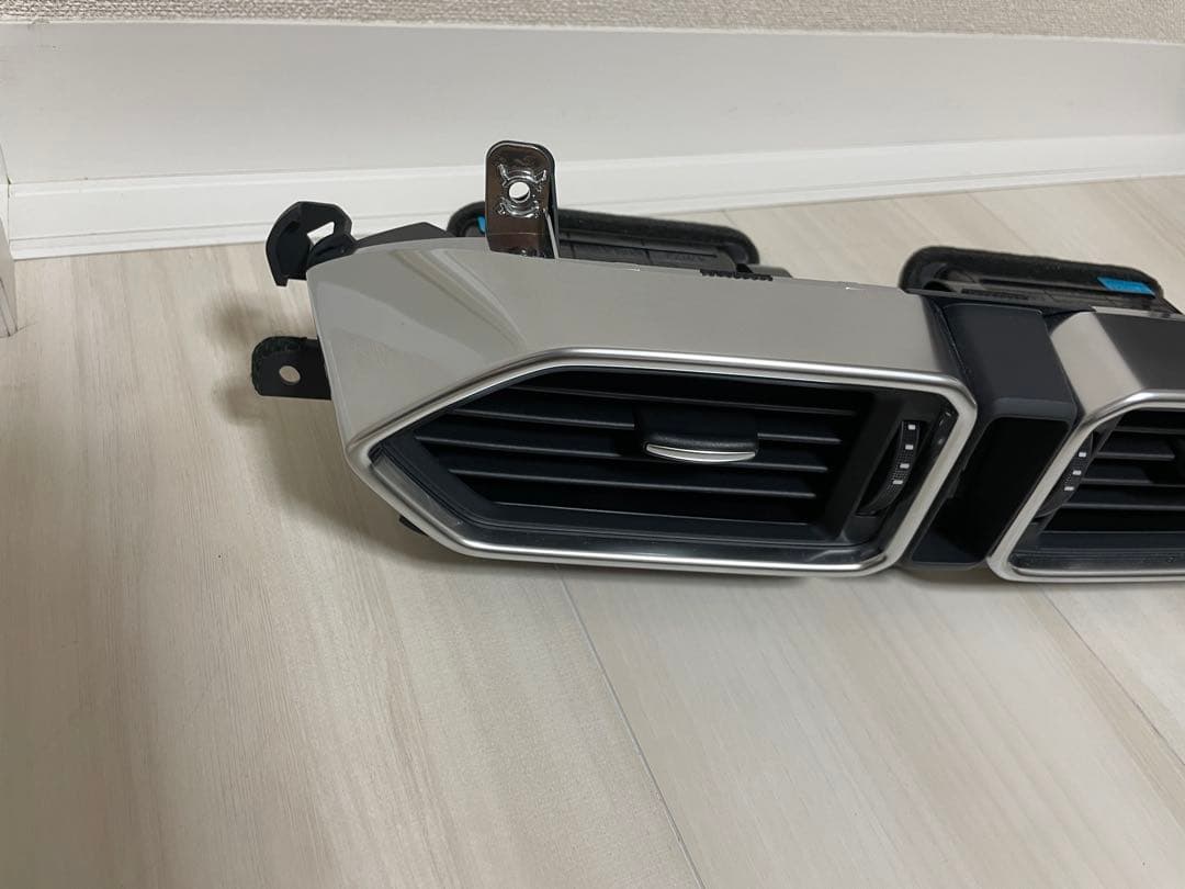 【純正部品】 CX-8 エアコン ベンチレーターパネル　中古 CX-5流用可