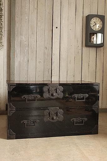 マカロン　時代庄内箪笥　兜金具　時代家具　収納タンス　古家具