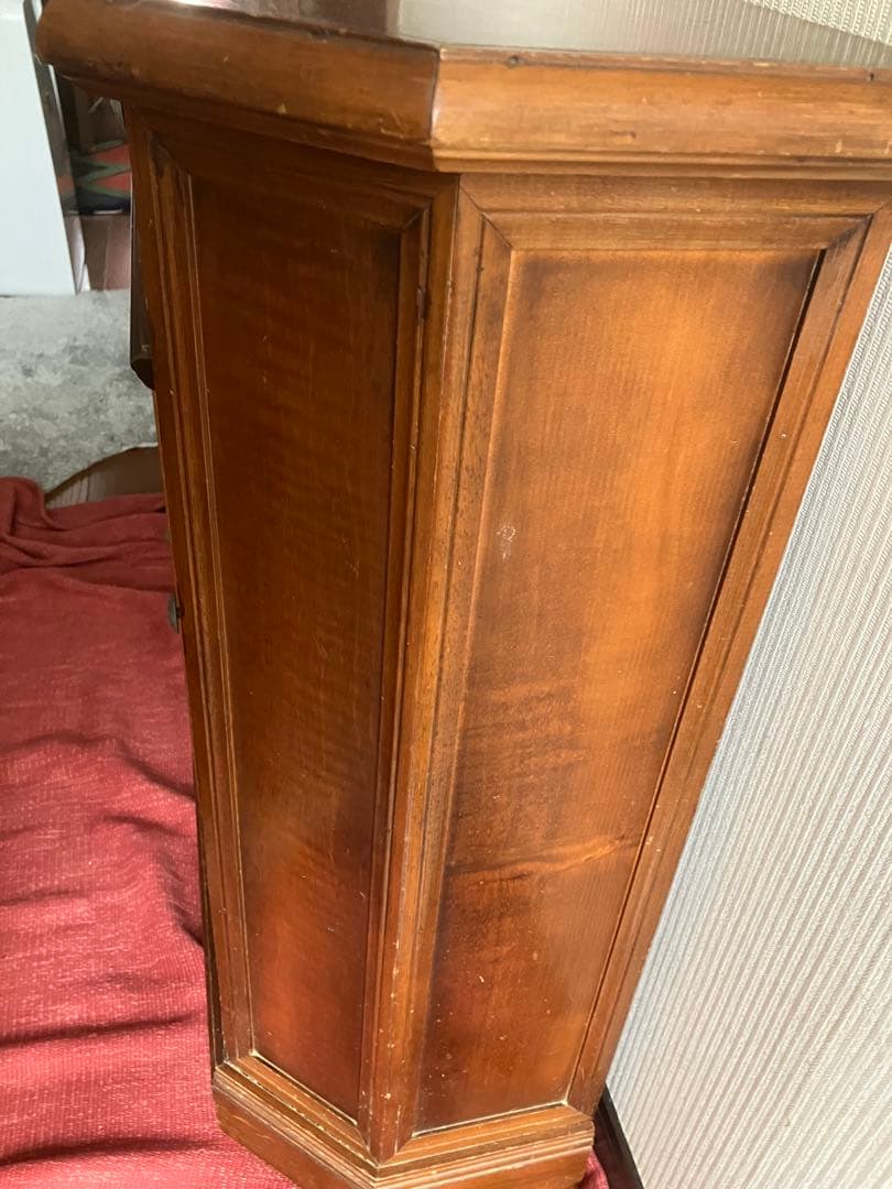 木製キャビネット　フローラルインレイ象嵌細工