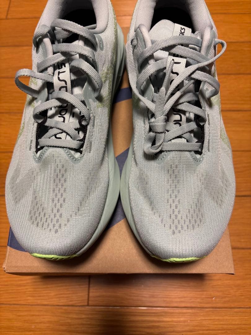 アシックスNOVABLAST 5