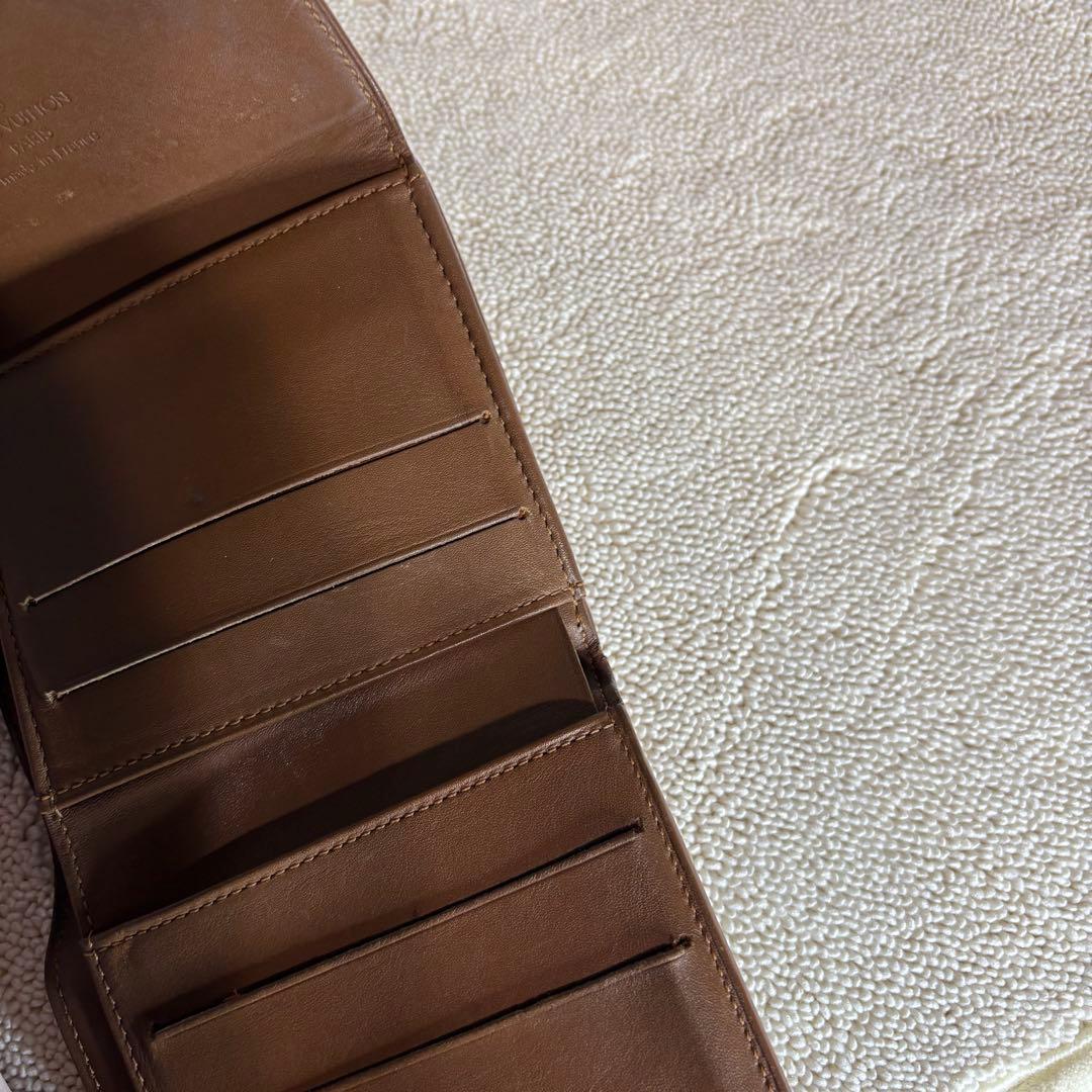 ルイヴィトン M91170 ヴェルニ ポルトモネ・ビエ・カルトクレディ 財布