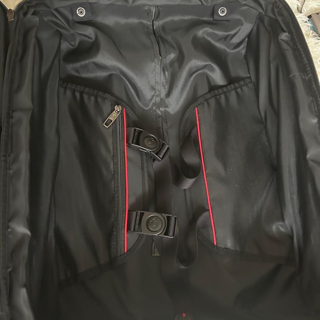 サムソナイト PRO-DLX4 機内持込可 スーツケース