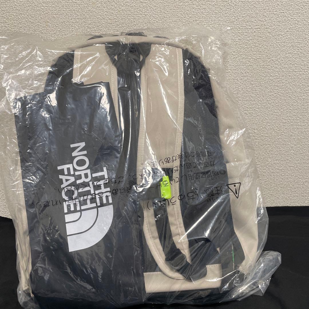 ザノースフェイス ライトスクールパック クリーム色