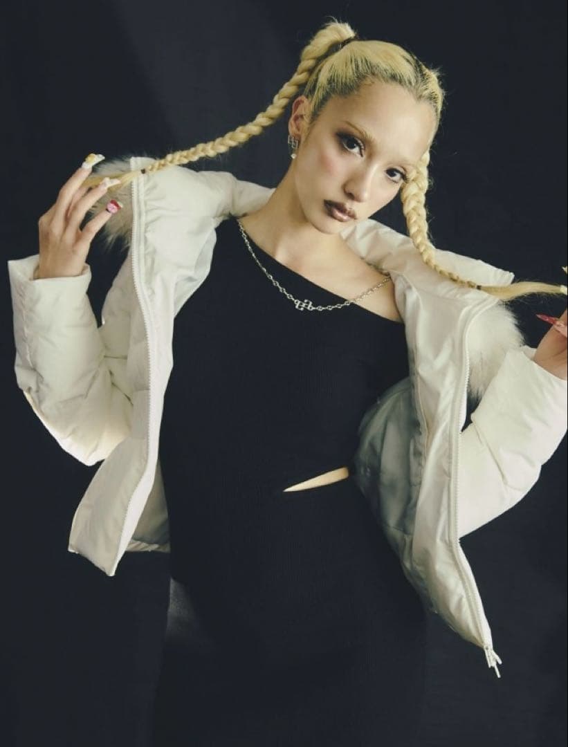 GYDA ベルト付きショート　ダウンコート　ホワイト