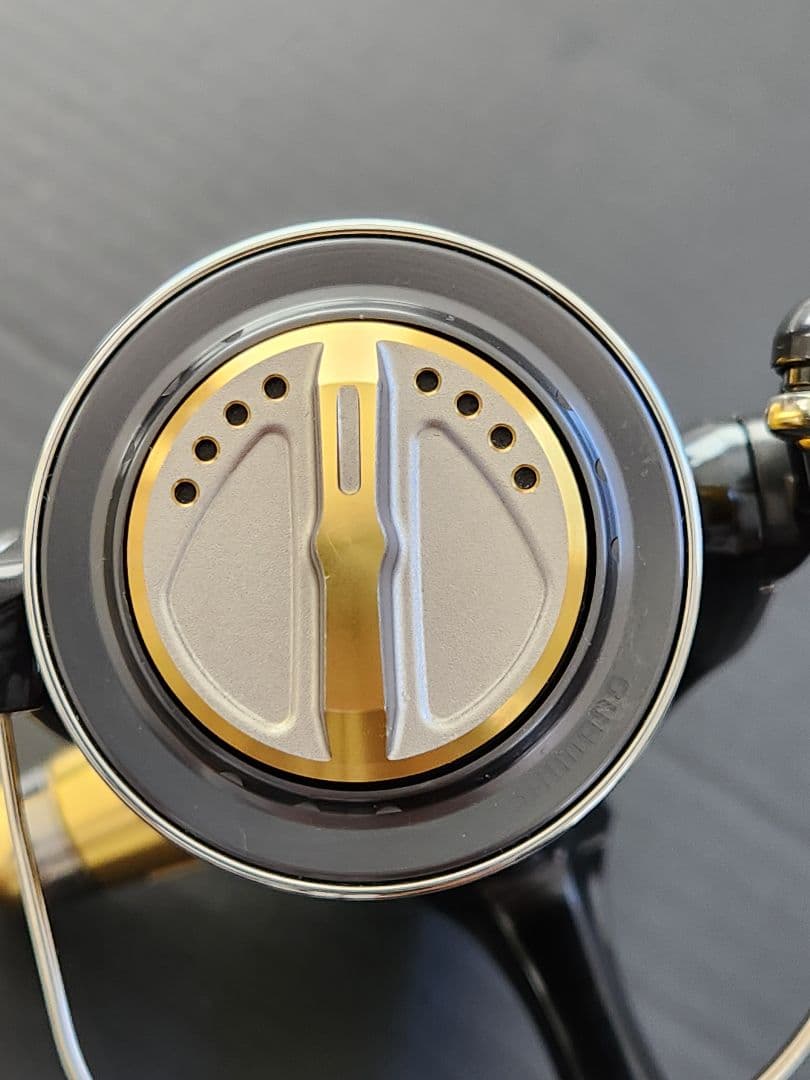 SHIMANO STELLA SW4000XG スピニングリール