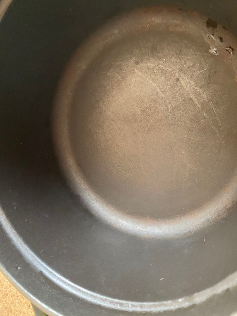 STAUB ストウブ ラウンドココット　16cm オリーブ　限定色