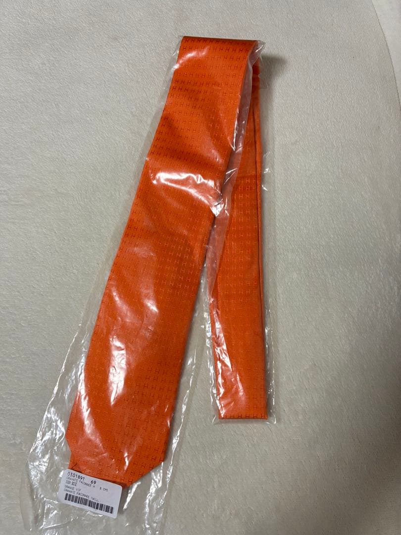 正規品　HERMES オレンジ シルク ネクタイ 新品未使用品
