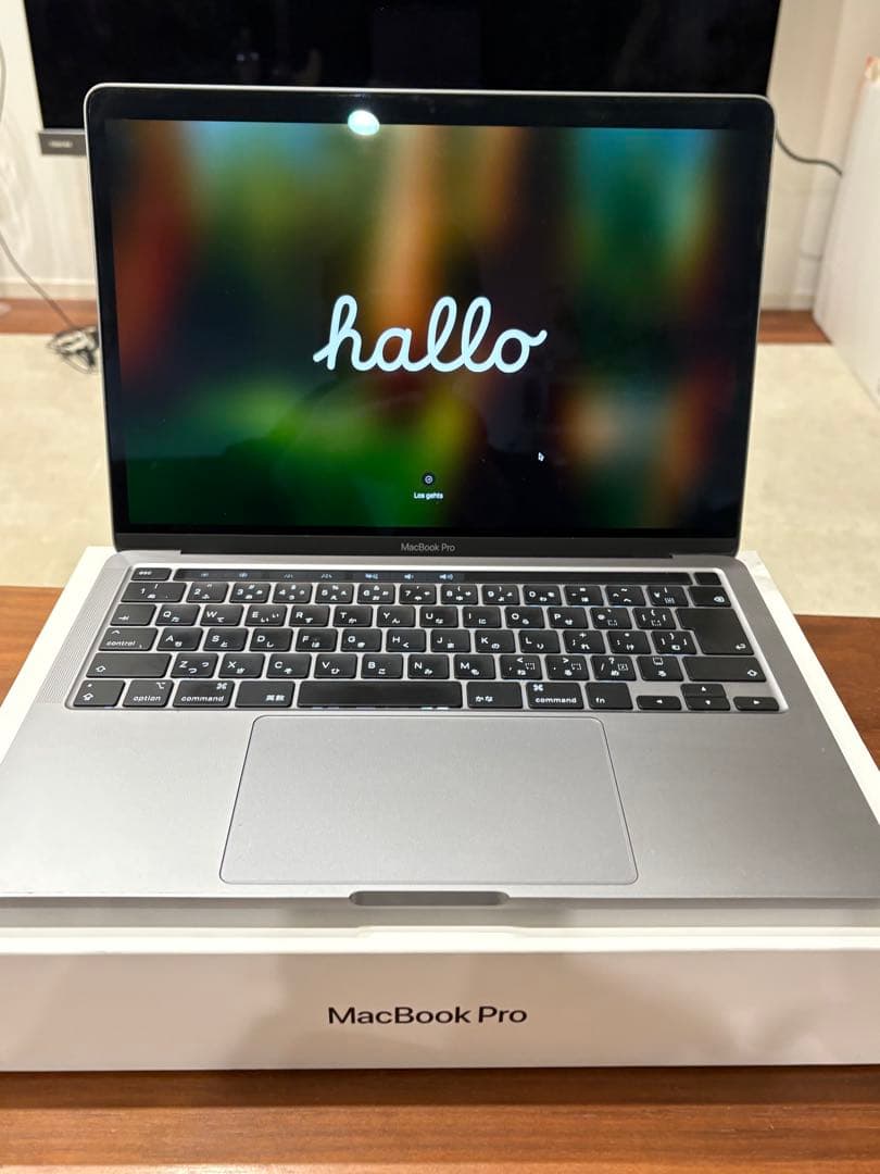 Apple MacBook Pro 2020 13インチ 16GB 512GB