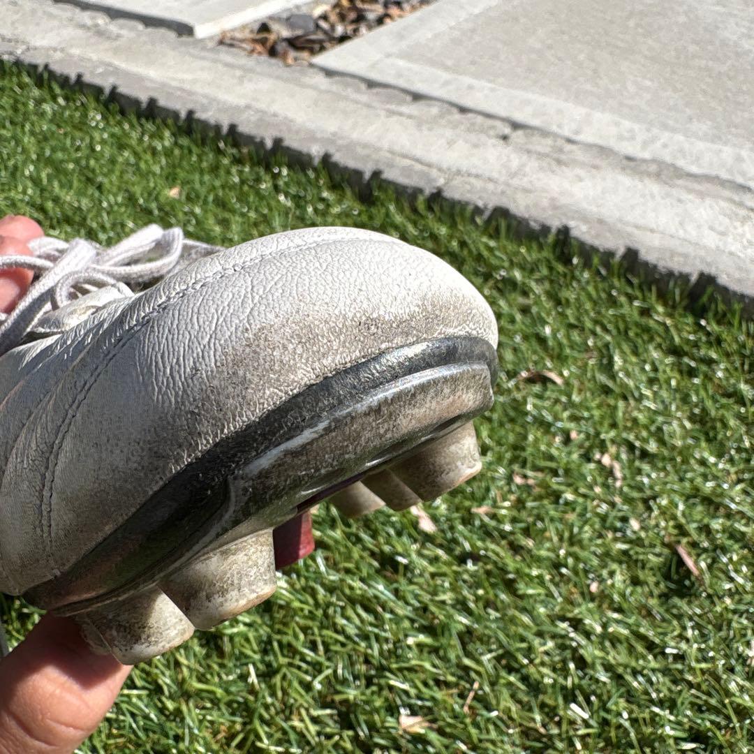 Mizuno Morelia サッカーシューズ ホワイト/ブラック/レッド