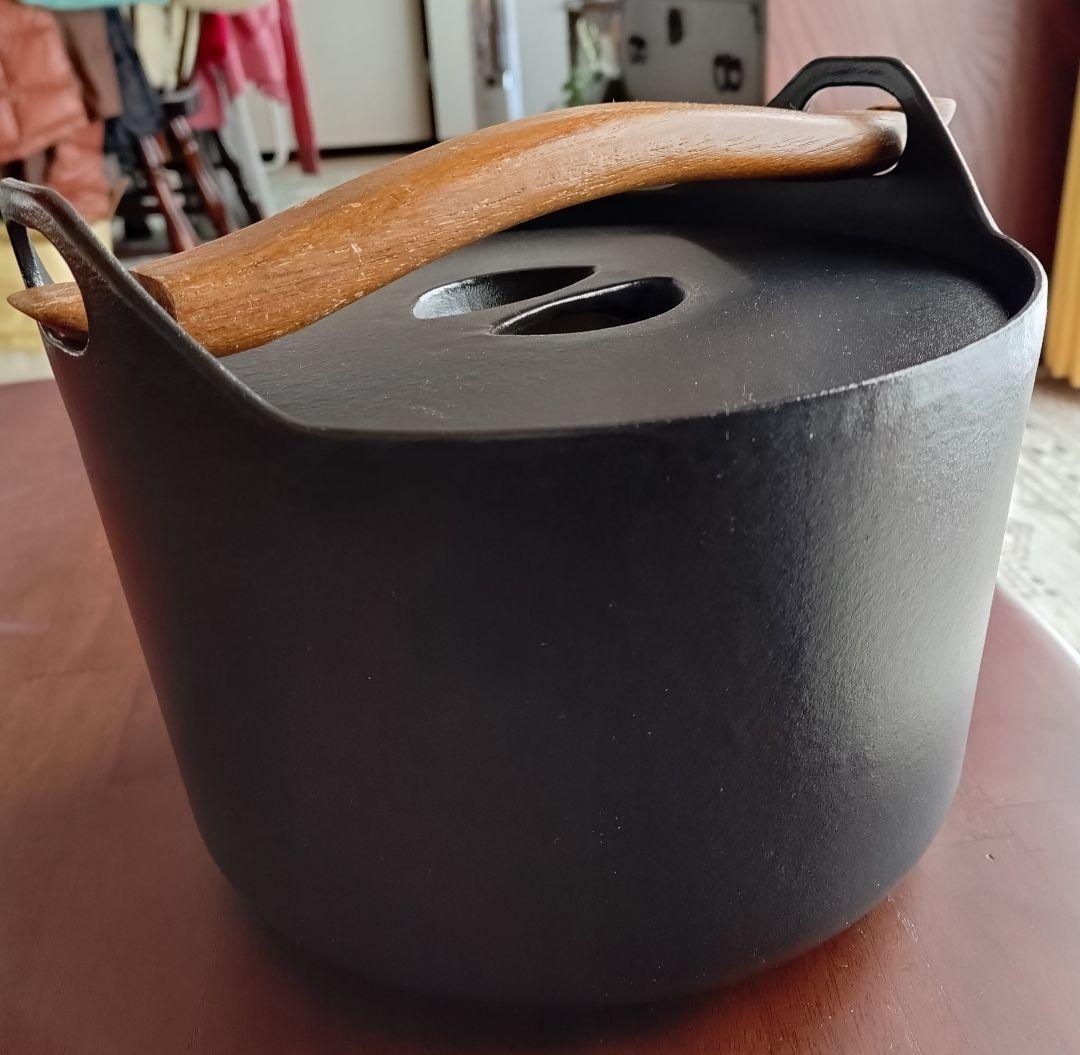 イッタラ 3L　 サルパネーバ キャセロール　　 い草の鍋敷き付