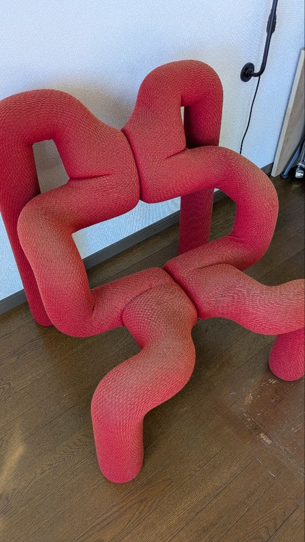 EKSTREM　エクストレム チェア