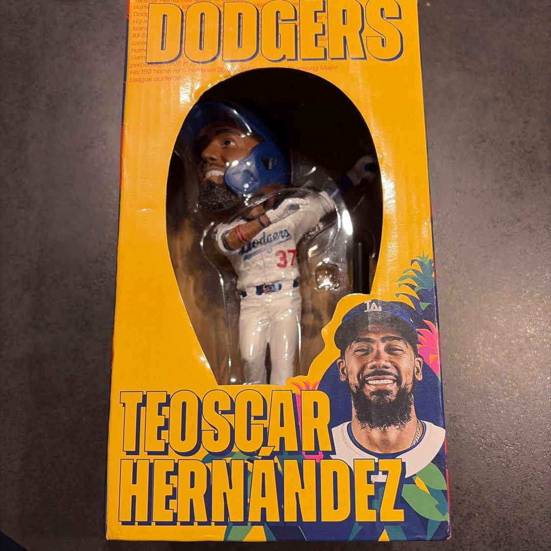 Teoscar Hernández フィギュア ドジャース