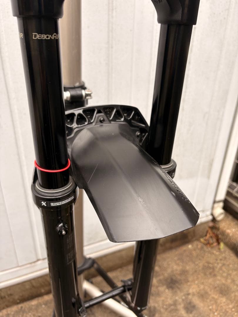 RockShox LyrikUltimate 27.5 160mm フロントサス