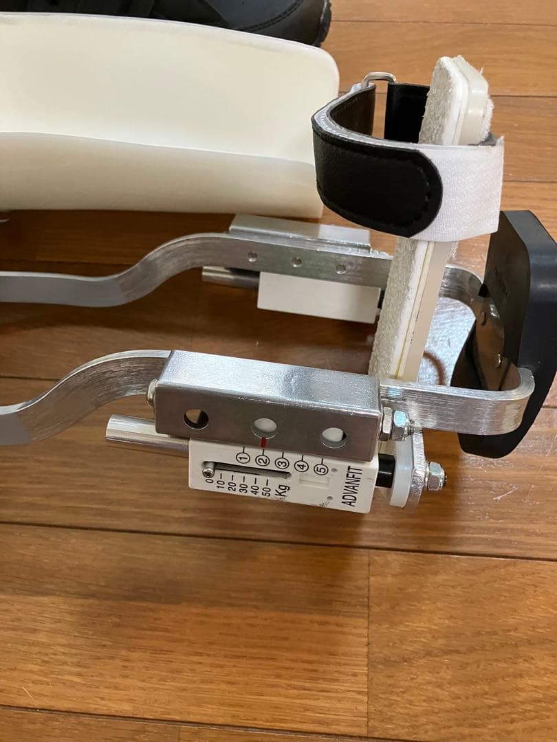 PTB装具、使用少、右足用リハビリ器具、 歩行補助具とシューズセット、足装具
