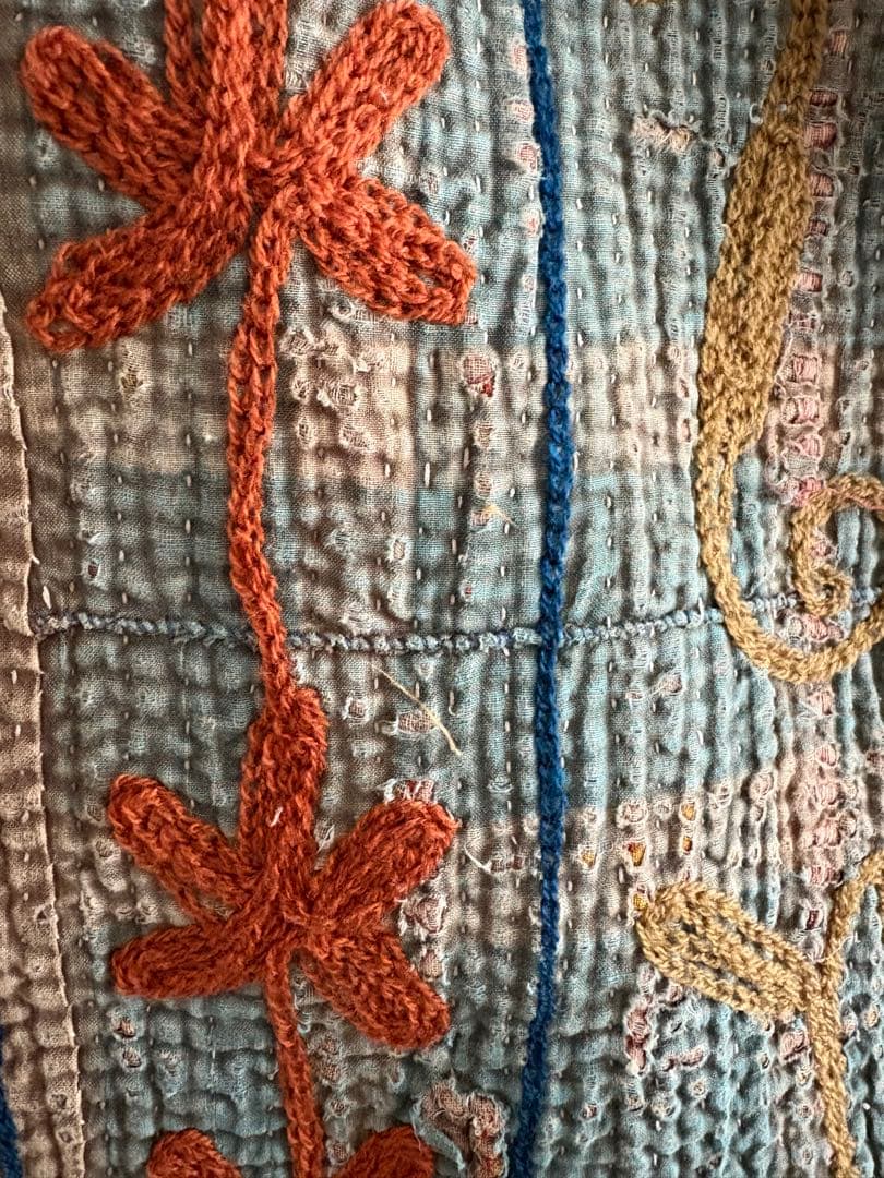 「美品」スザニ刺繍カンタキルト　スザニ刺繍 インド　手仕事　一点もの